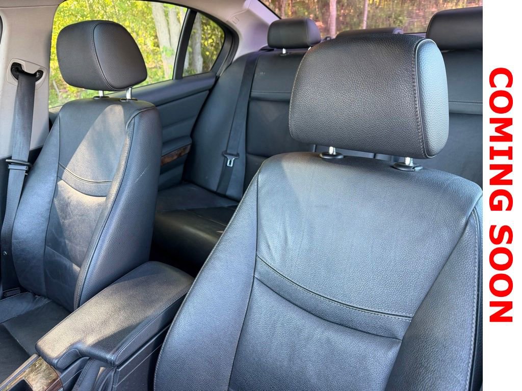 Used 2011 BMW 328i xDrive Sedan AWD/4WD image 11