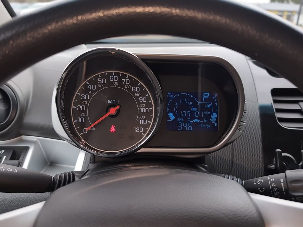 Used 2014 Chevrolet Spark LT image 15