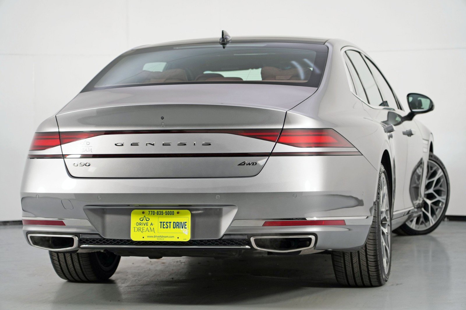 Used 2024 Genesis G90 3.5T image 5