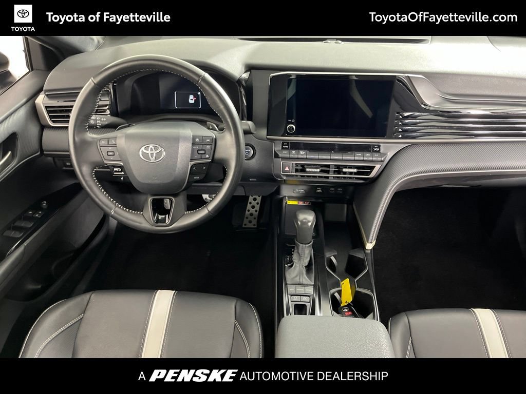 Certified 2025 Toyota Camry SE FWD image 5