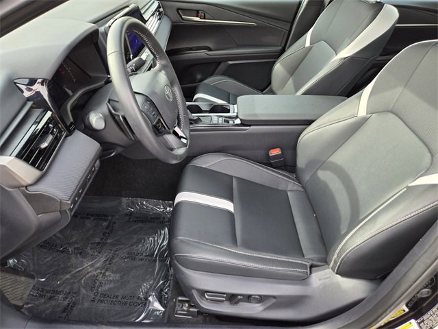 Certified 2025 Toyota Camry SE image 9