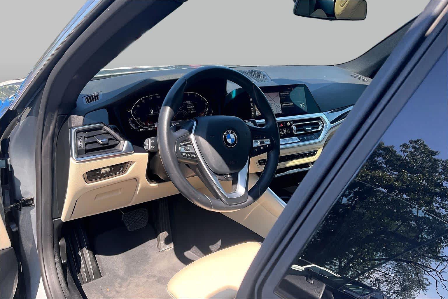 Used 2022 BMW 430i Gran Coupe w/ Premium Package 2 RWD image 16