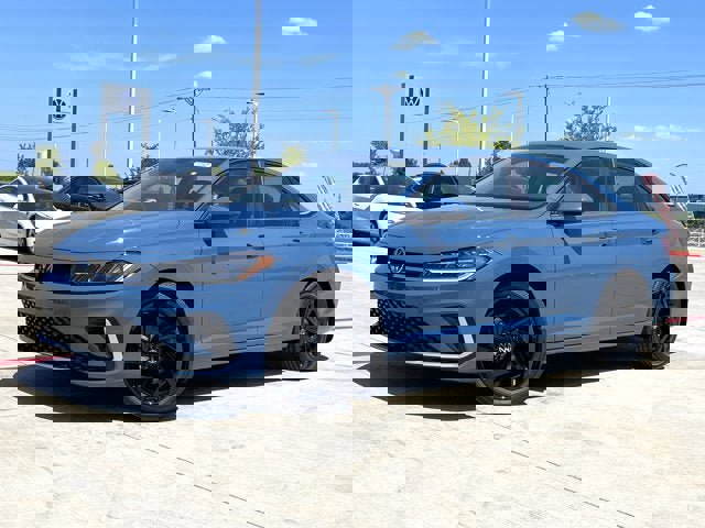 New 2025 Volkswagen Jetta SE image 1