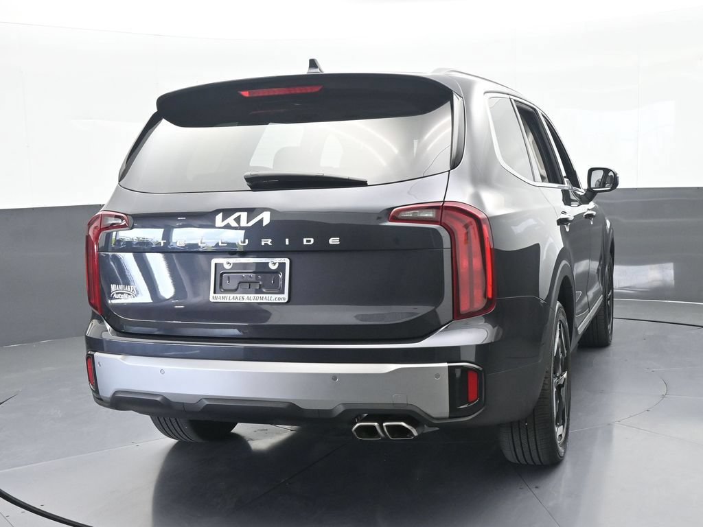 Used 2025 Kia Telluride S FWD image 5