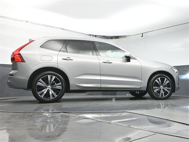Used 2023 Volvo XC60 B5 Plus w/ Protection Package Premier image 40