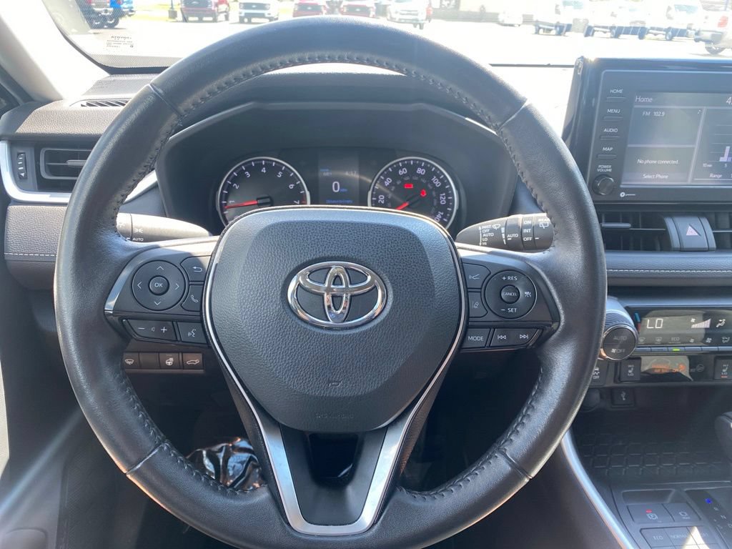 Used 2022 Toyota RAV4 XLE w/ Convenience Package AWD/4WD image 24