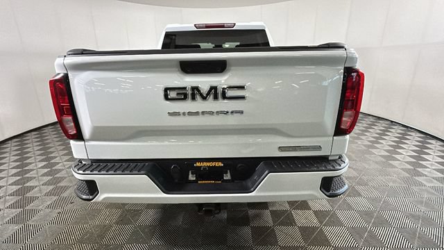 Used 2023 GMC Sierra 1500 Elevation w/ LPO, Elevation Black Package AWD/4WD image 3