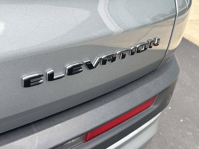 Used 2025 GMC Acadia Elevation FWD image 33