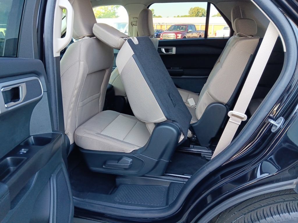 Used 2023 Ford Explorer 4WD image 31