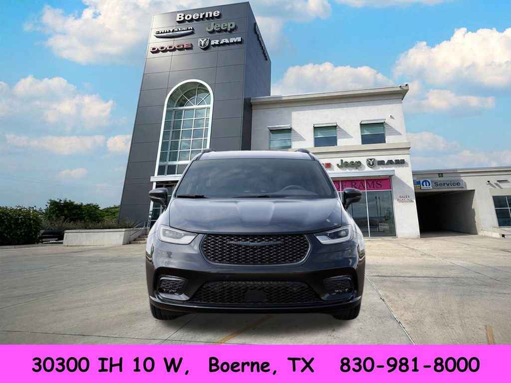 New 2025 Chrysler Pacifica Select w/ Fav Edition Package FWD image 6