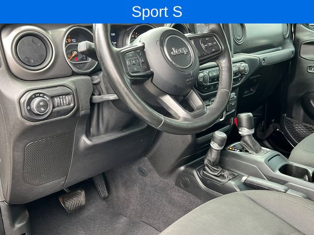 Used 2021 Jeep Gladiator Sport image 20
