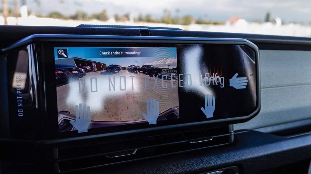 New 2026 Jeep Gladiator Sport image 25