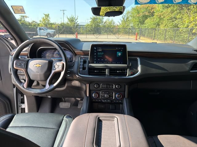 Used 2024 Chevrolet Tahoe High Country AWD/4WD image 15