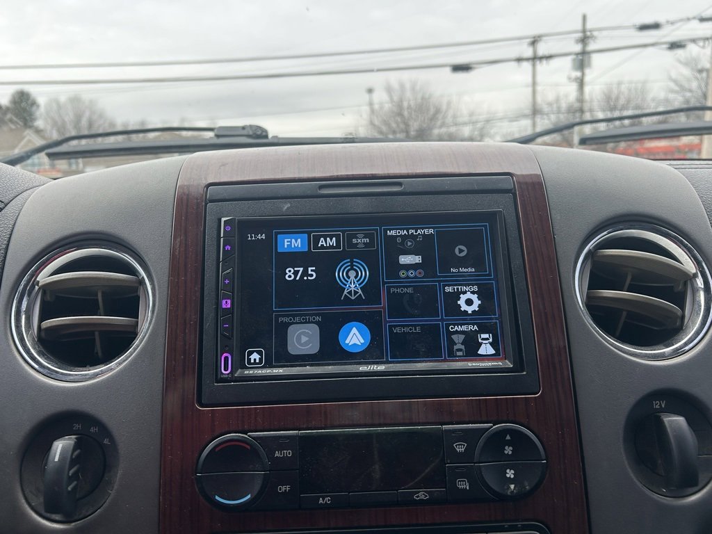 Used 2005 Ford F150 Lariat image 21