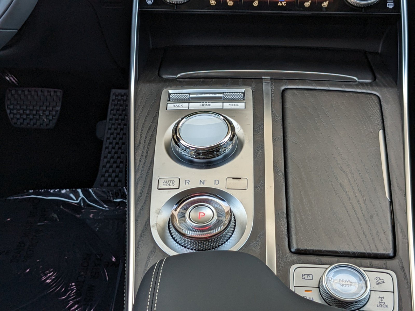 New 2024 Genesis GV80 3.5T AWD/4WD image 13