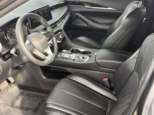 Certified 2025 INFINITI QX60 Pure image 10