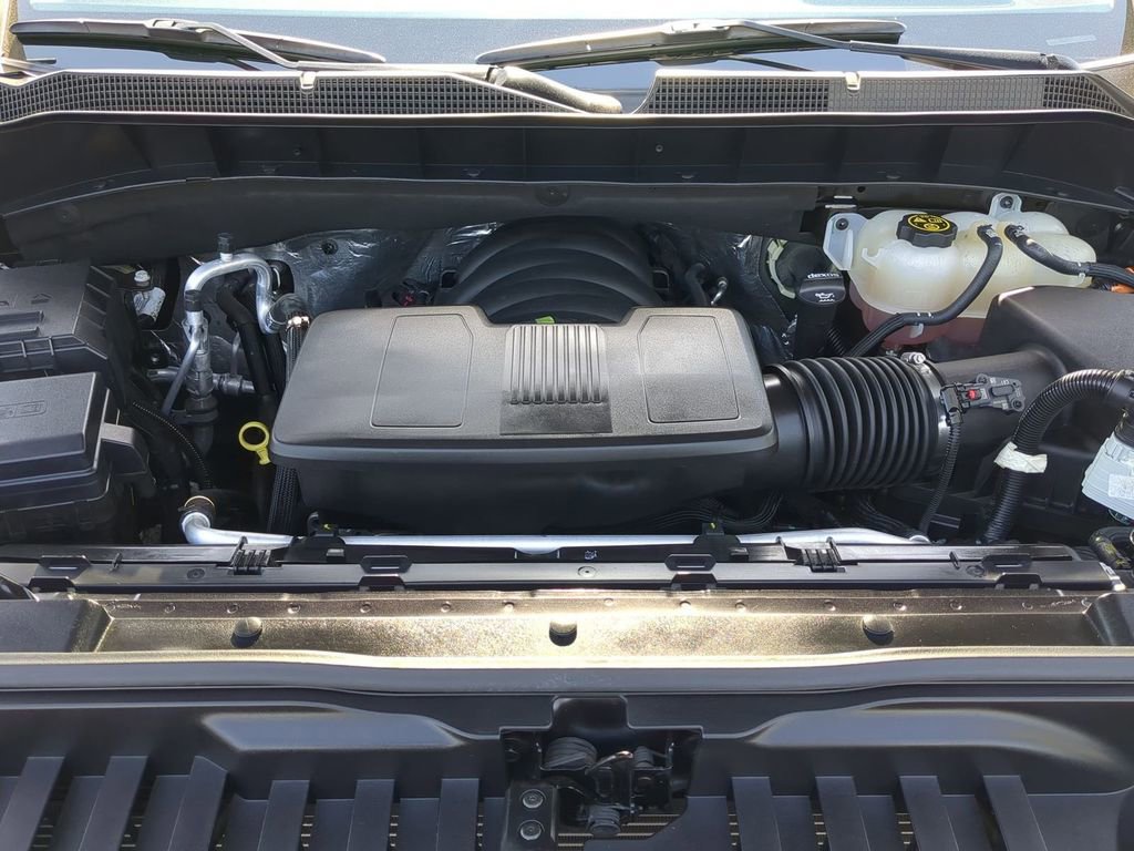 Used 2023 Chevrolet Silverado 1500 LTZ w/ LTZ Convenience Package II AWD/4WD image 33