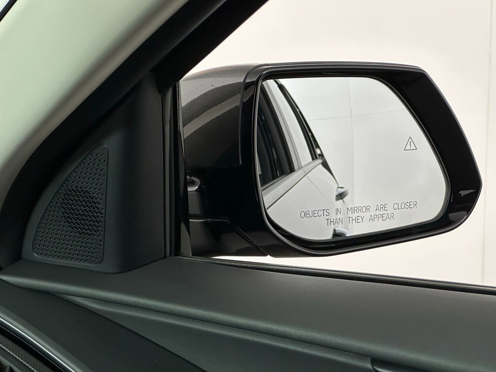 Used 2024 Kia Niro Wave image 32