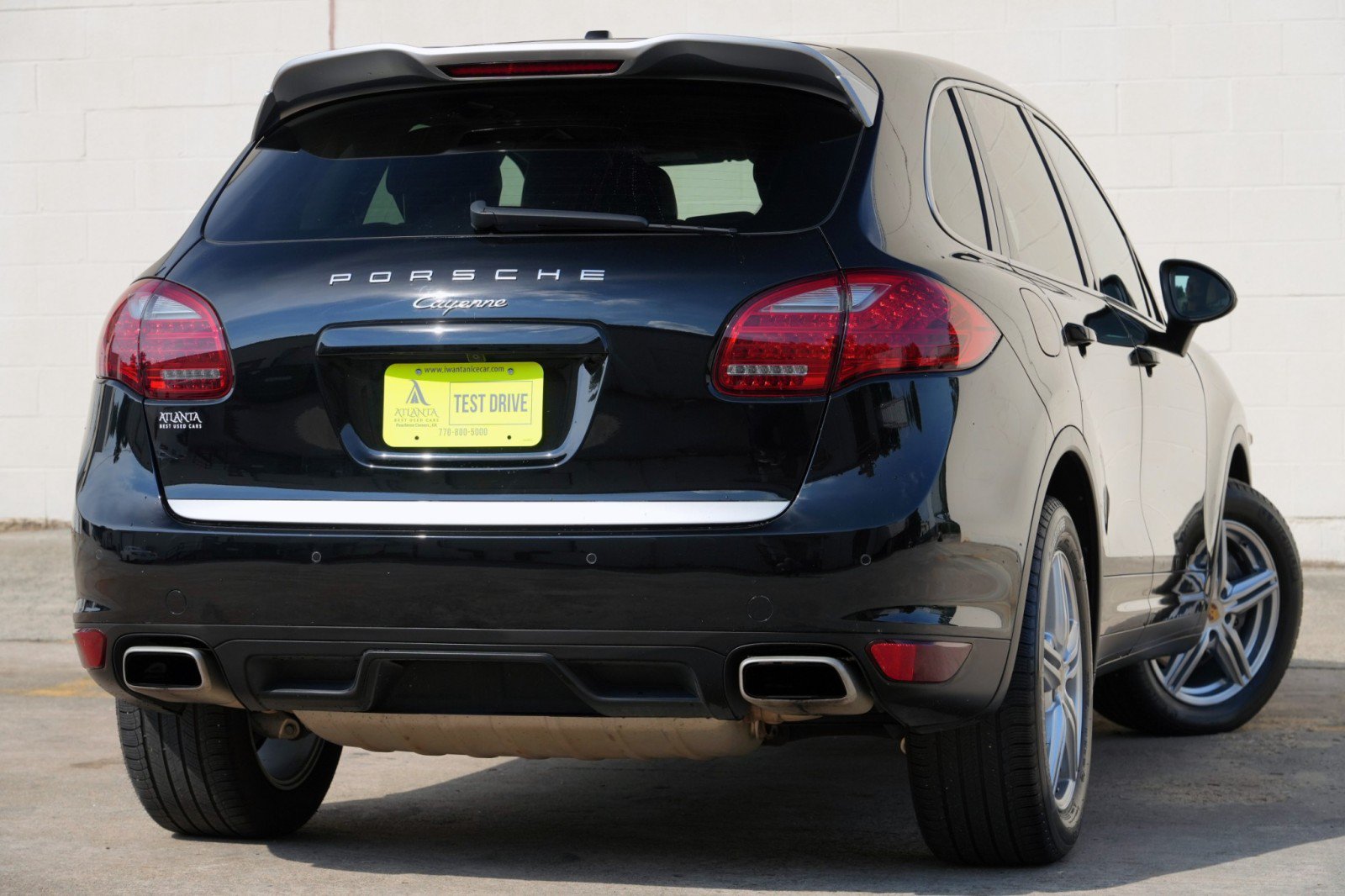 Used 2014 Porsche Cayenne Platinum Edition AWD/4WD image 4