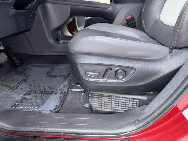Used 2022 Toyota Sienna XSE FWD image 10
