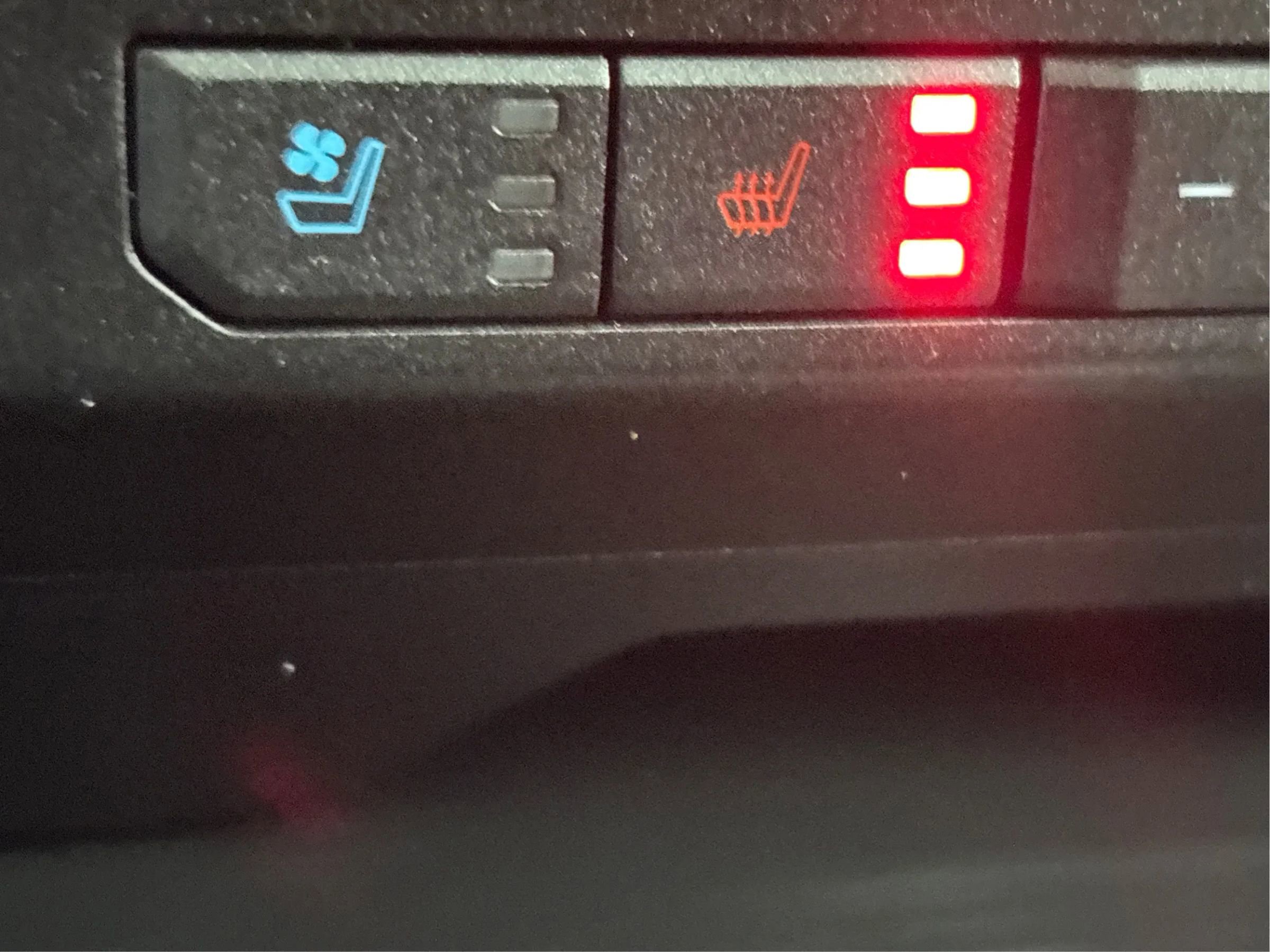 Used 2019 Ford F150 Raptor w/ Equipment Group 802A Luxury image 44