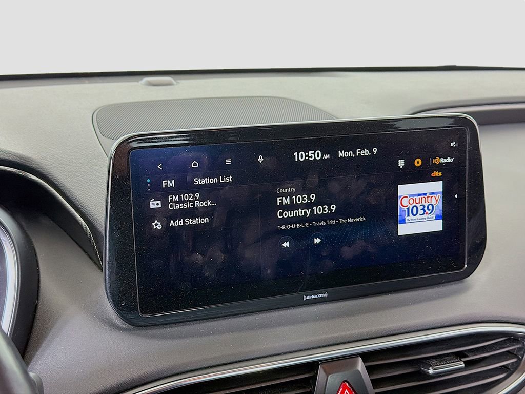 Used 2023 Hyundai Santa Fe SEL image 35