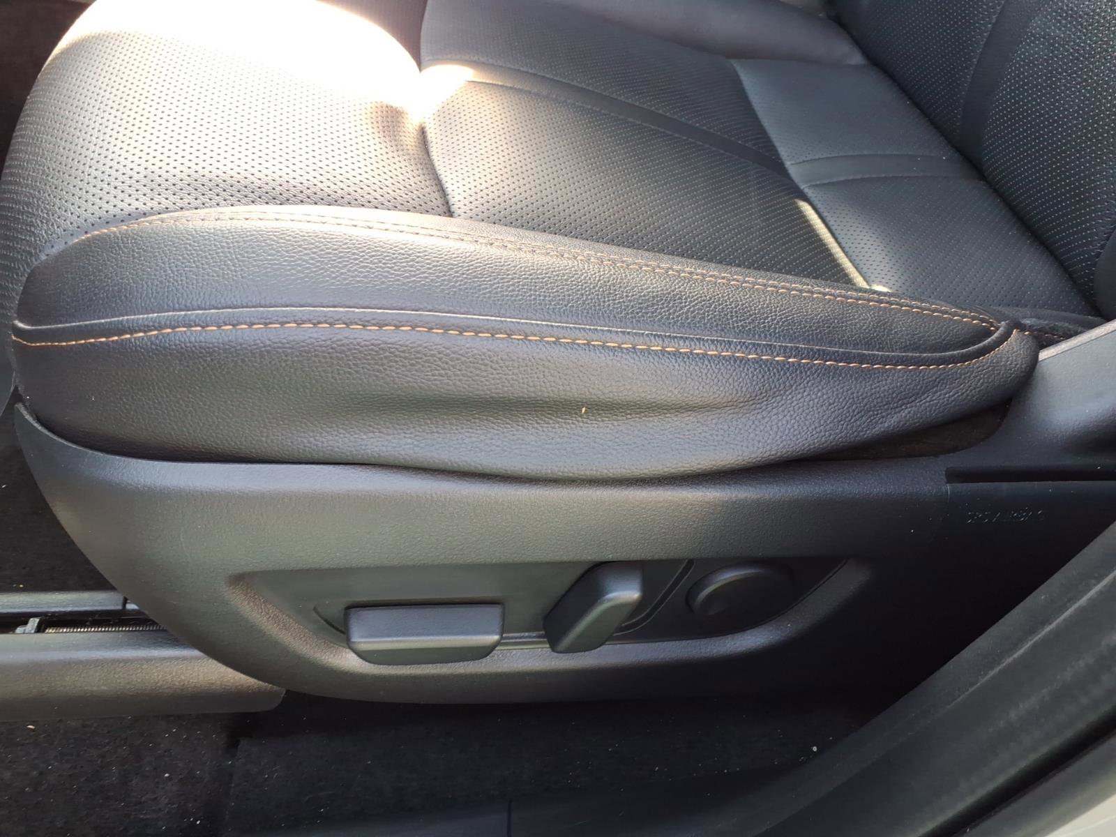 Used 2025 MAZDA CX-90 3.3 Turbo w/ Preferred Package image 17