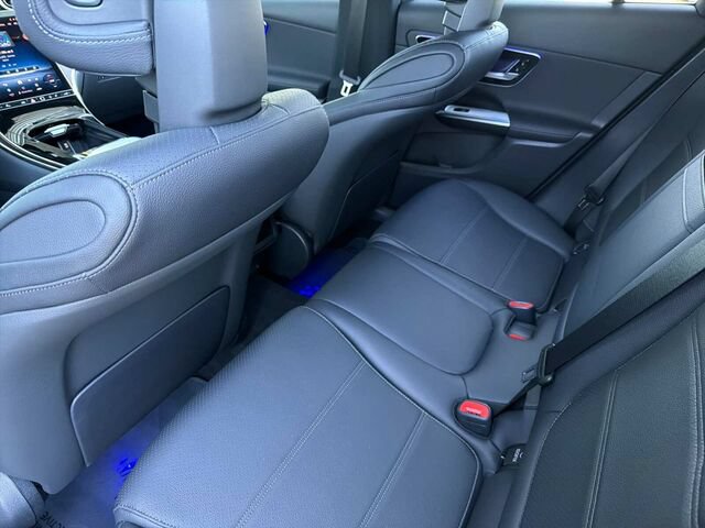 Certified 2025 Mercedes-Benz GLC 300 4MATIC image 15
