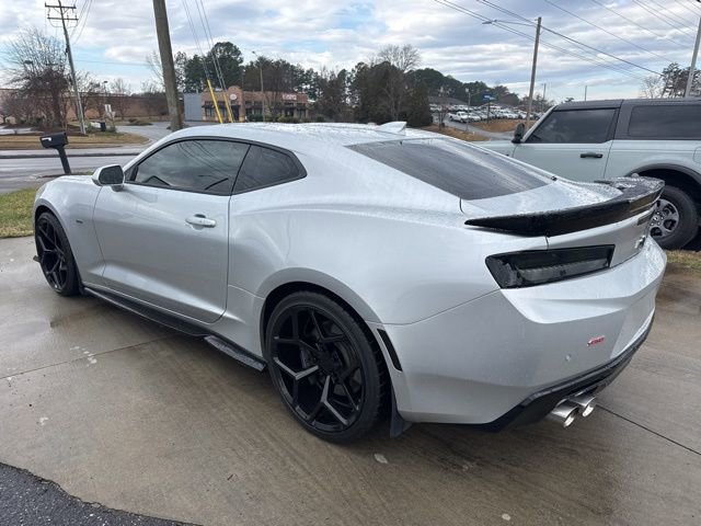 Used 2018 Chevrolet Camaro SS image 8