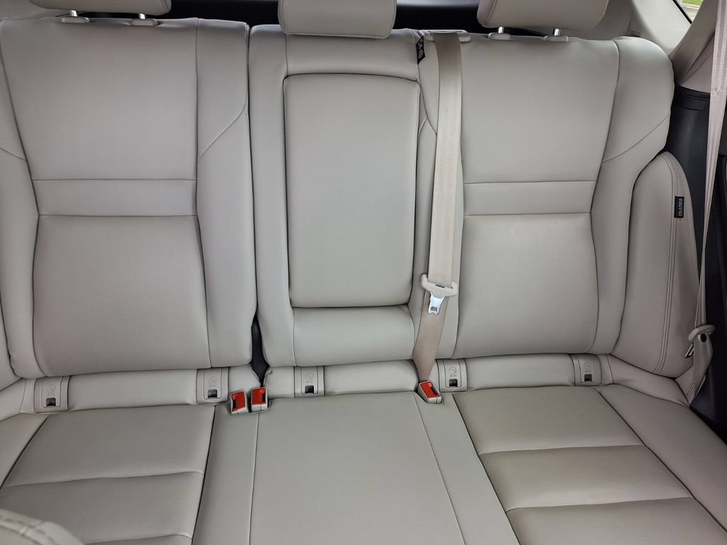 Used 2024 Nissan Rogue SL w/ SL Premium Package FWD image 32