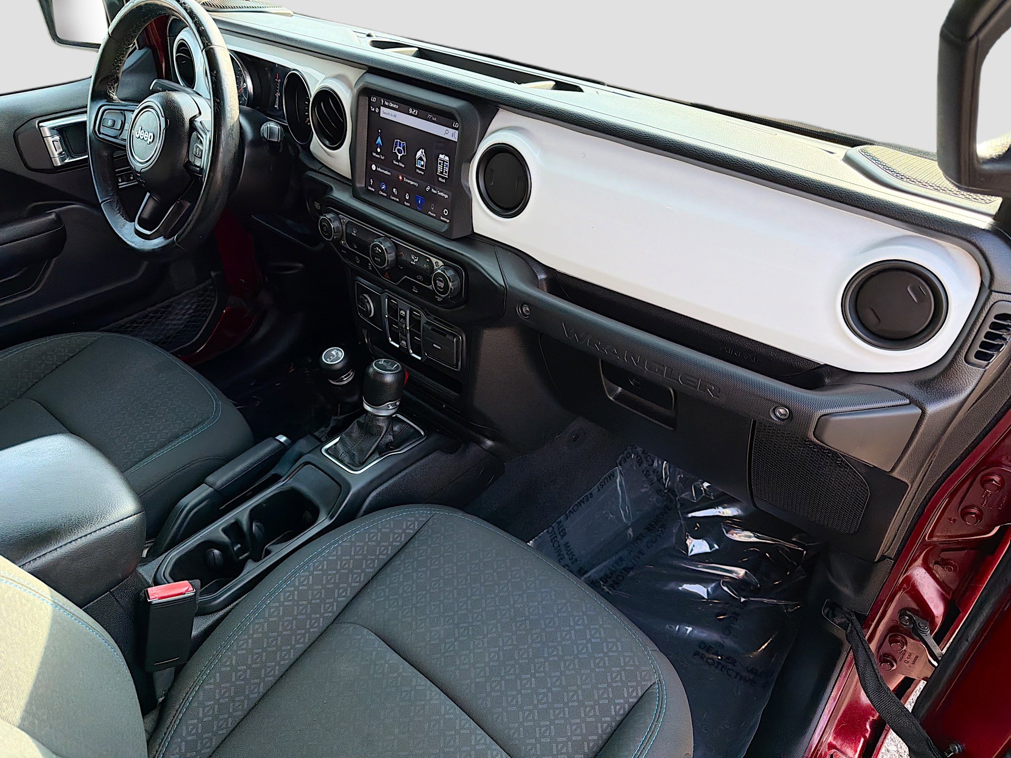 Used 2021 Jeep Wrangler Unlimited Islander image 12