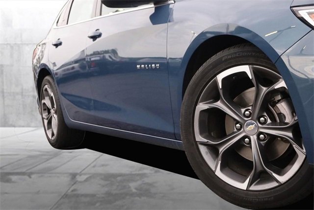Used 2024 Chevrolet Malibu LT image 3