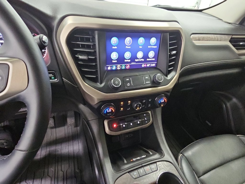 Used 2023 GMC Acadia Denali w/ Denali Ultimate Package AWD/4WD image 13