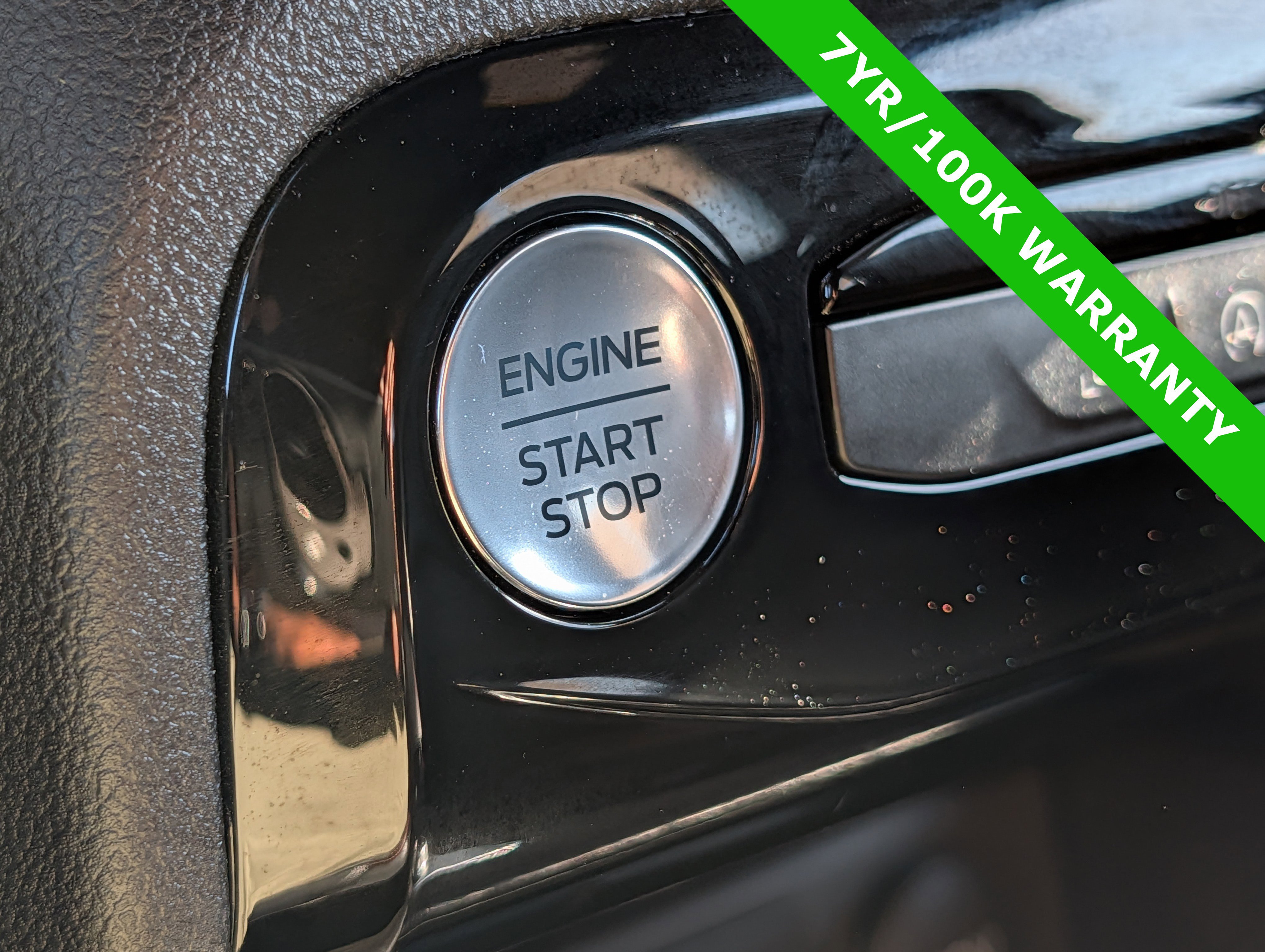 Certified 2024 Ford Escape ST-Line w/ Tech Pack #1 AWD/4WD image 33