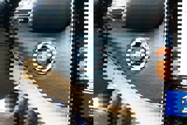 New 2025 Jeep Grand Cherokee L Limited w/ Luxury Tech Group II image 22