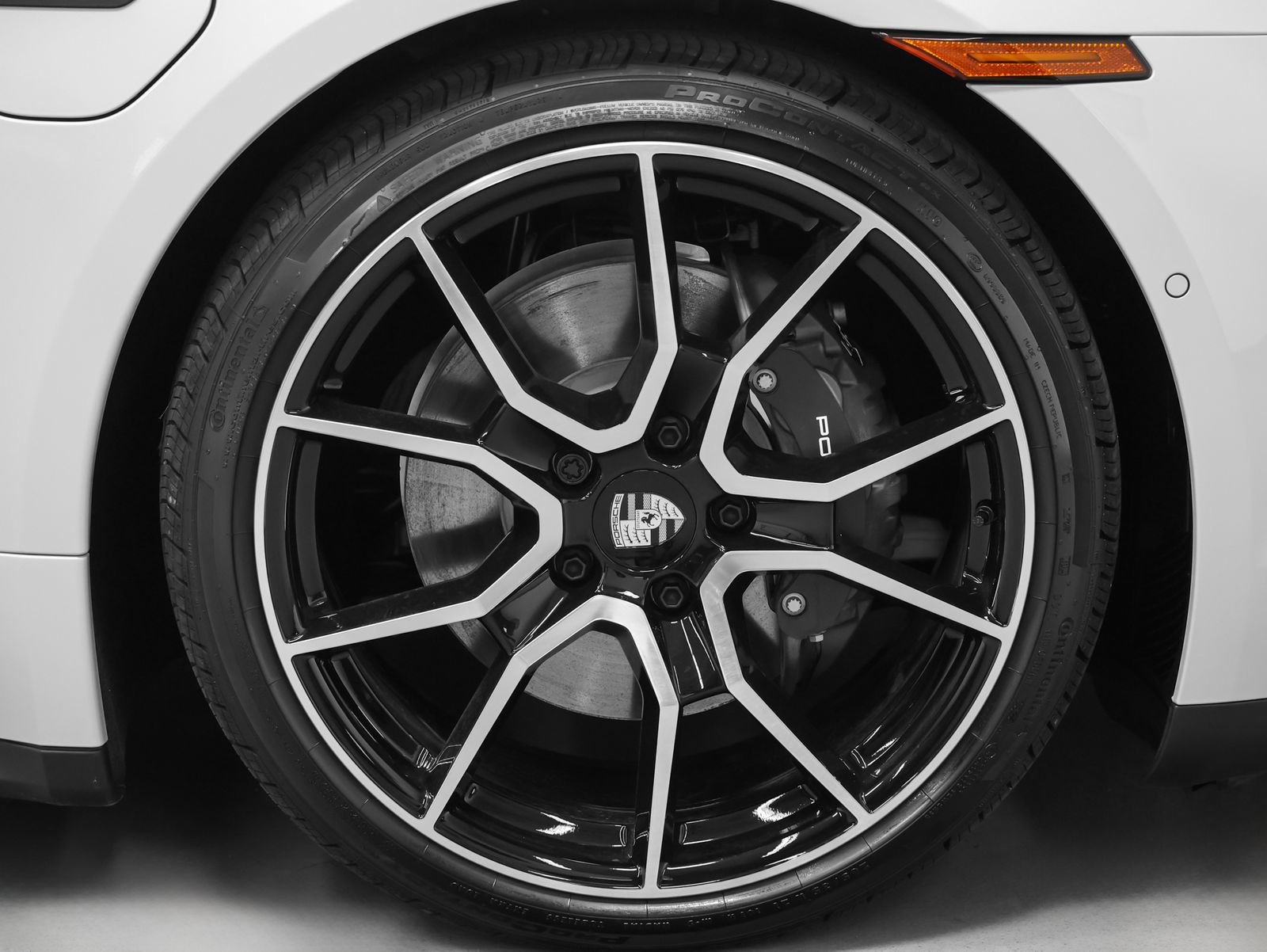 New 2026 Porsche Taycan AWD/4WD image 16