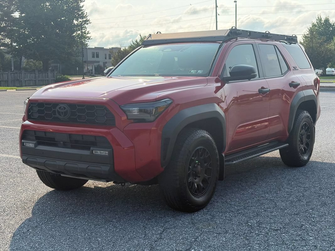 Used 2025 Toyota 4Runner TRD Off-Road Premium w/ Tow Technology Package AWD/4WD image 4
