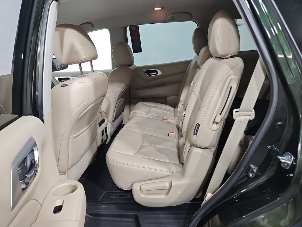 Used 2018 Nissan Pathfinder SL AWD/4WD image 25