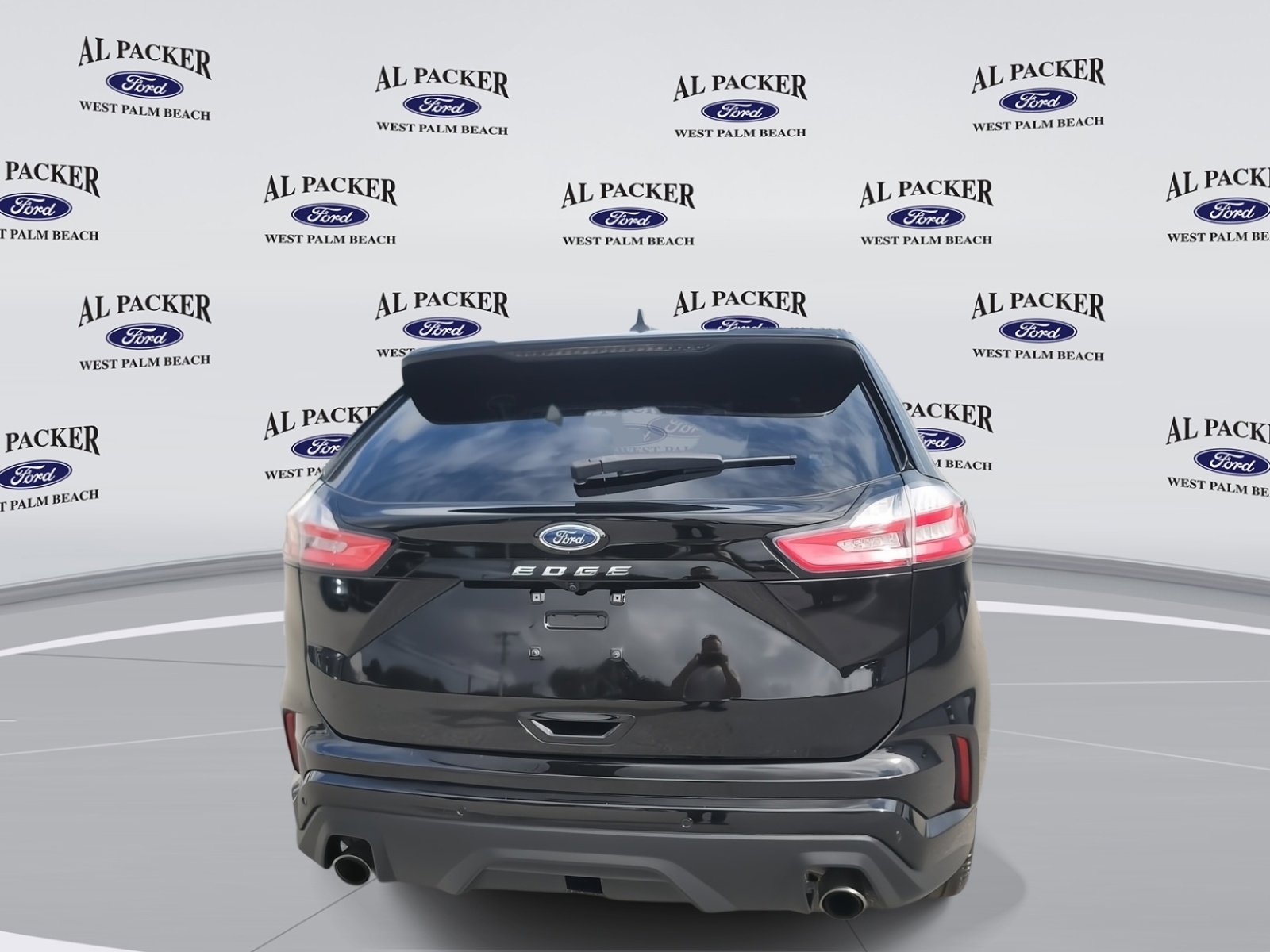 Used 2021 Ford Edge ST-Line image 4