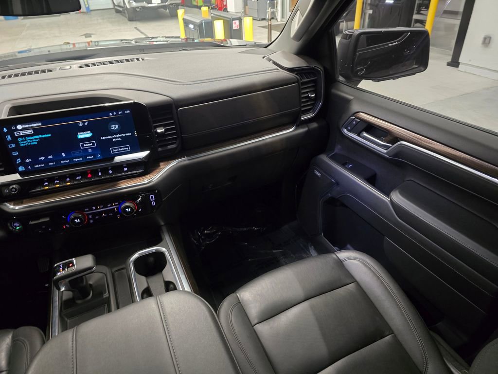 Used 2025 Chevrolet Silverado 1500 RST image 41