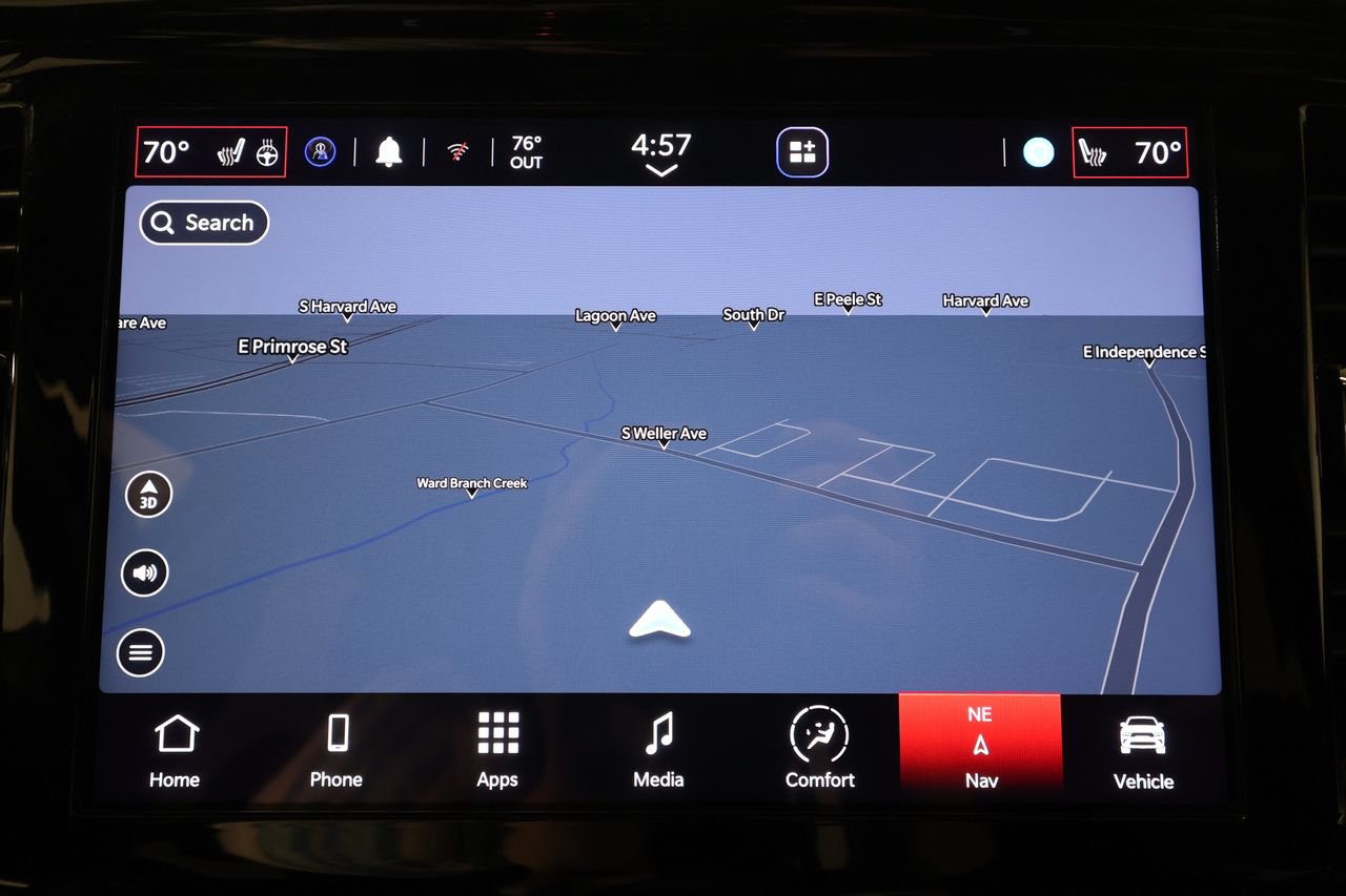 Used 2025 Dodge Durango GT AWD/4WD image 13