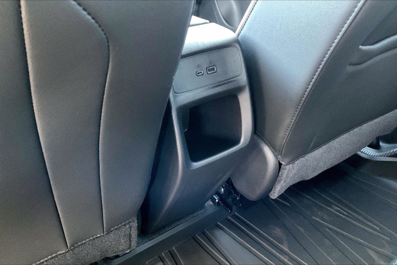 New 2026 Buick Envista Sport Touring w/ Studio Series image 18