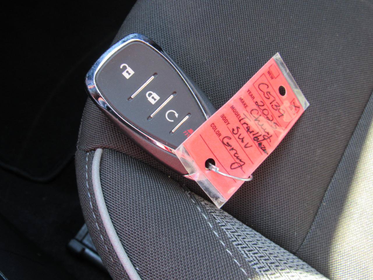 Used 2025 Chevrolet TrailBlazer LT AWD/4WD image 14