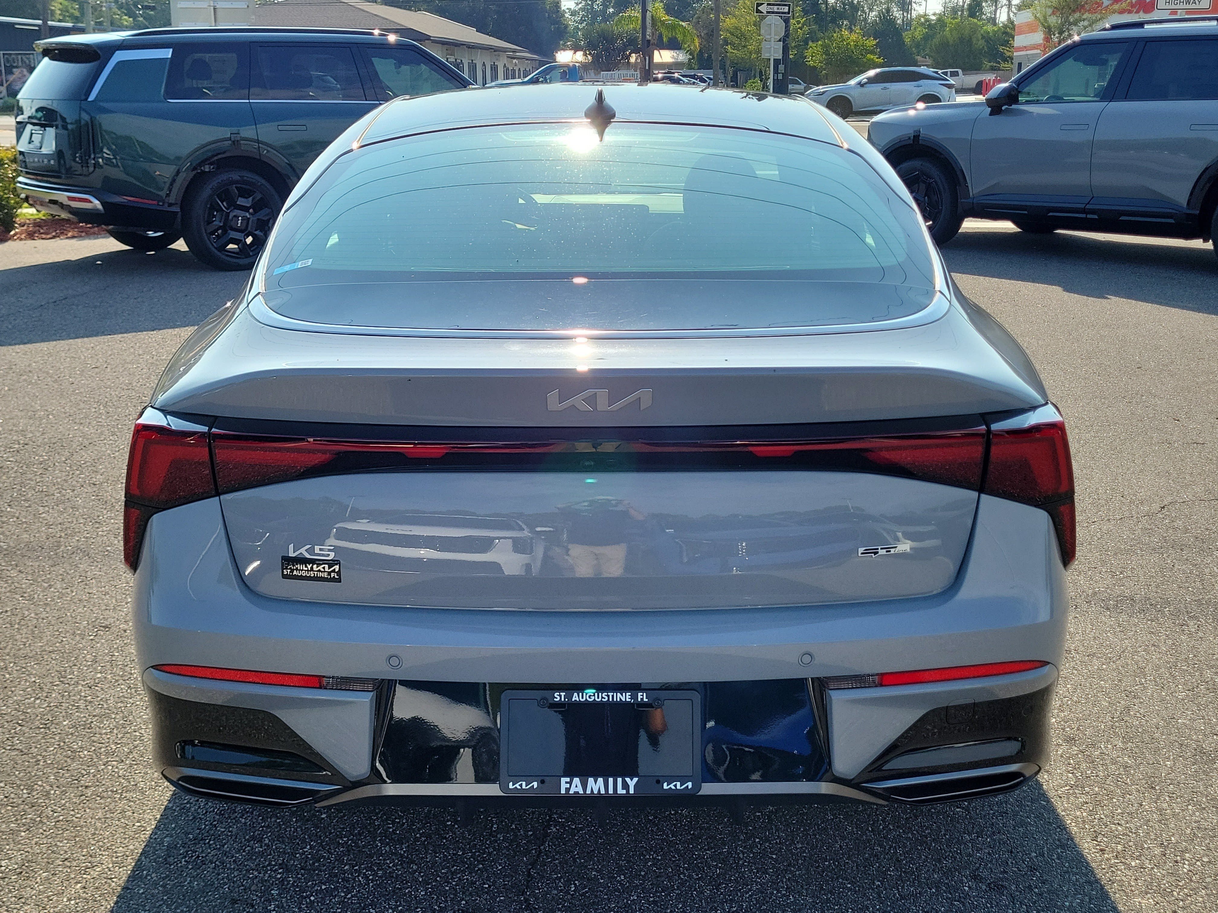 Certified 2025 Kia K5 GT-Line w/ GT-Line Premium Package FWD image 5