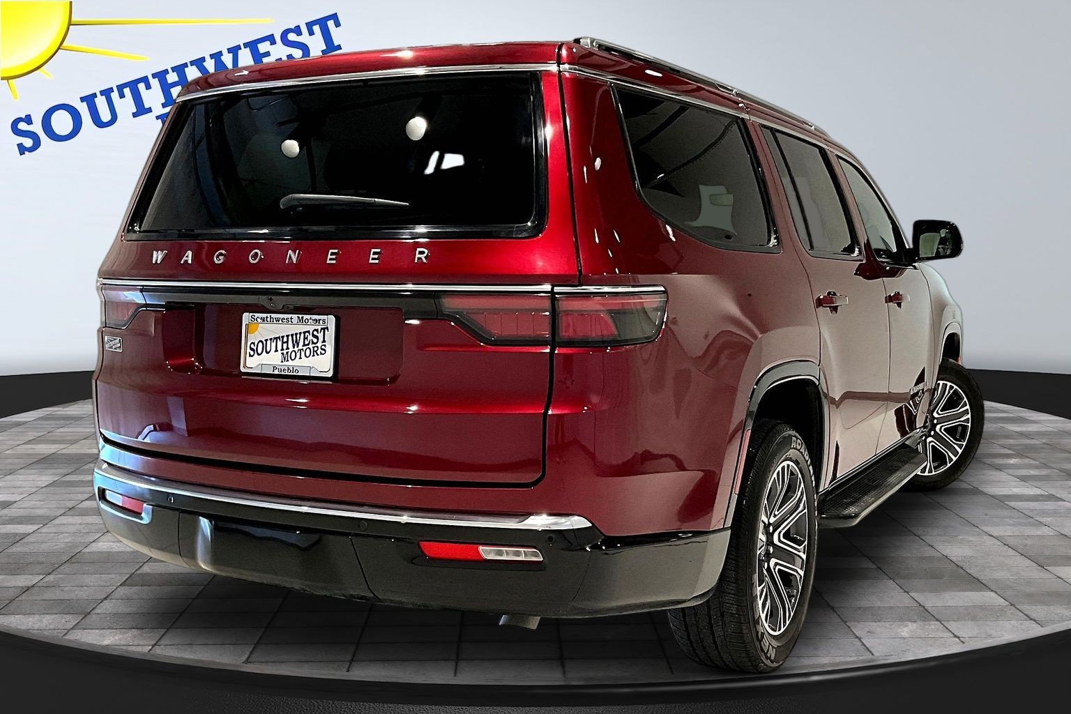 Used 2025 Jeep Wagoneer Series II AWD/4WD image 7