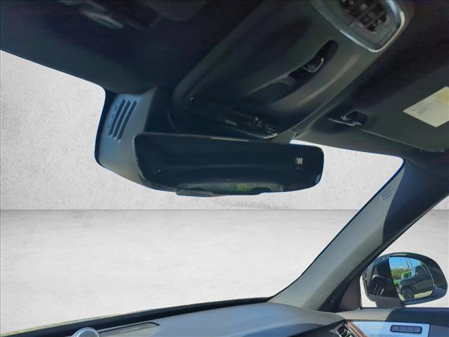 Used 2017 Volvo XC90 T6 Momentum w/ Vision Package image 11