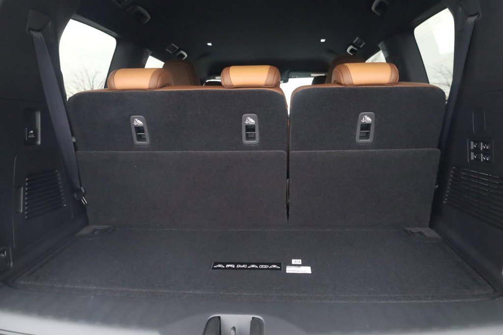 New 2026 Nissan Armada SL w/ Captain's Chari Seat Package image 21