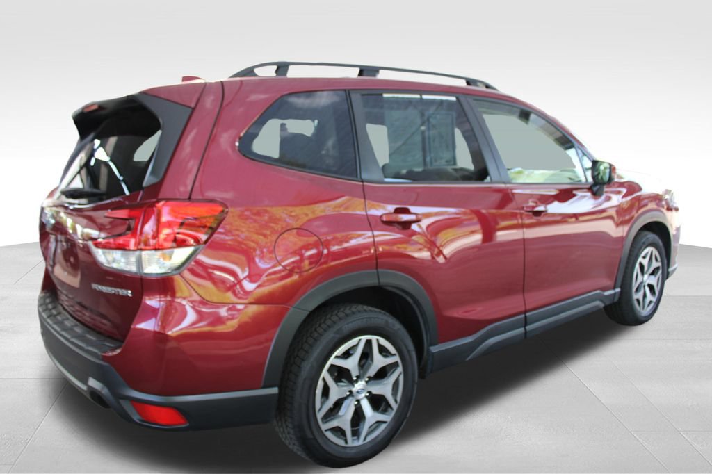 Used 2022 Subaru Forester Premium w/ Popular Package #1 AWD/4WD image 16