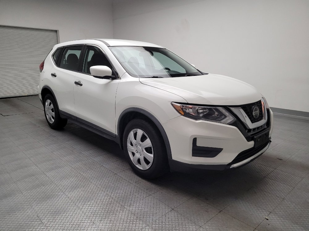 Used 2018 Nissan Rogue S image 13