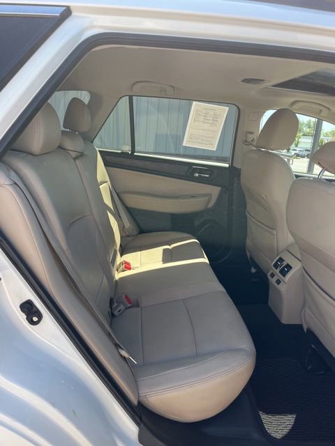 Used 2016 Subaru Outback 2.5i Limited AWD/4WD image 33